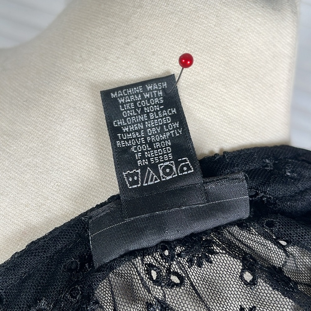 Y2K. Express Embroidered Mesh Lace Top, size: M. - Picture 8 of 9